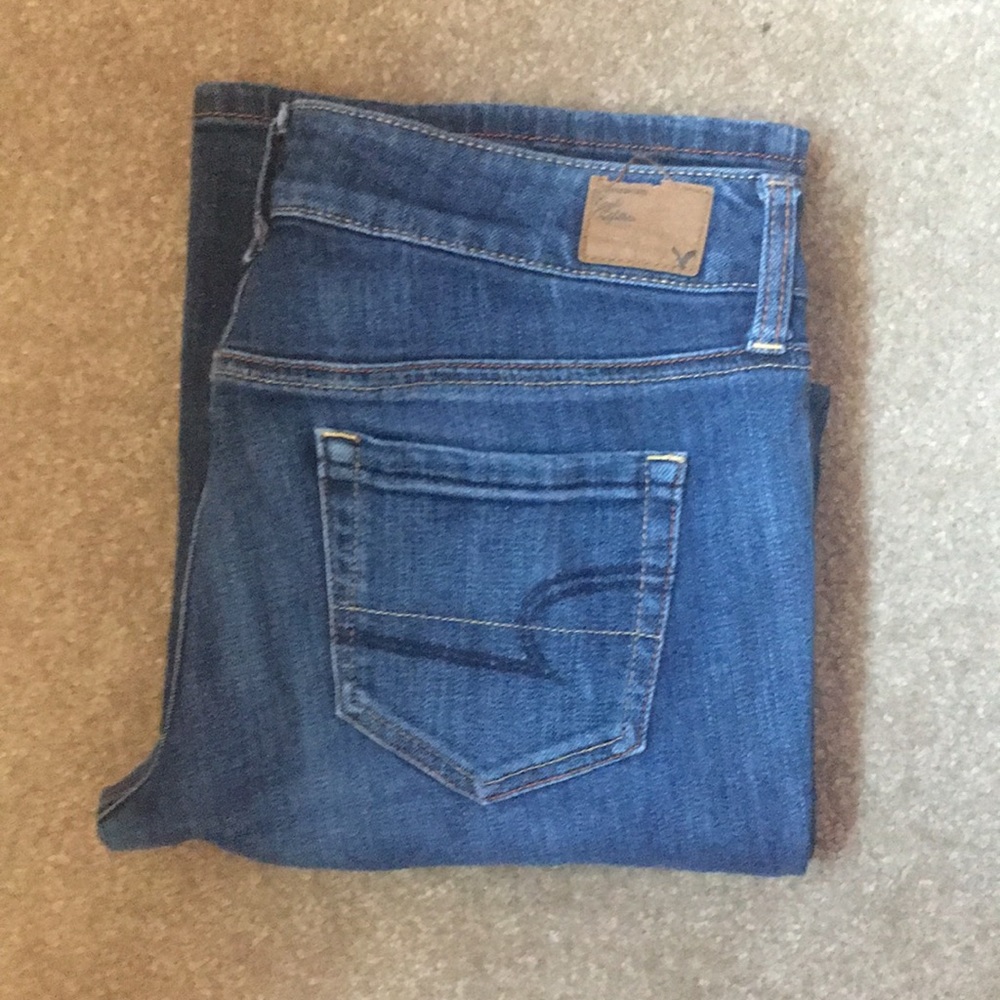 American Eagle Size 8 Short Boyfriend Jeans